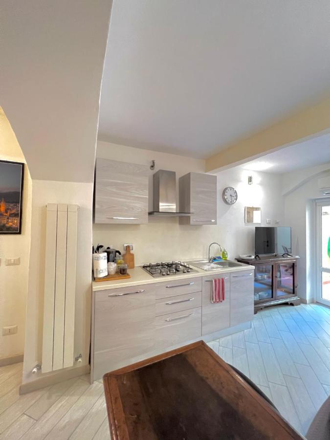 Adg Apartment 33 Florence Luaran gambar